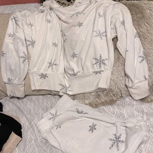 Women’s pajama set
